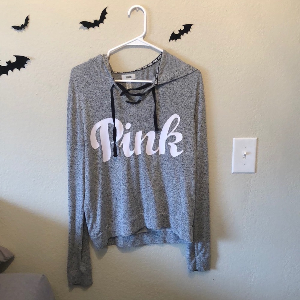 Gray sweatshirt